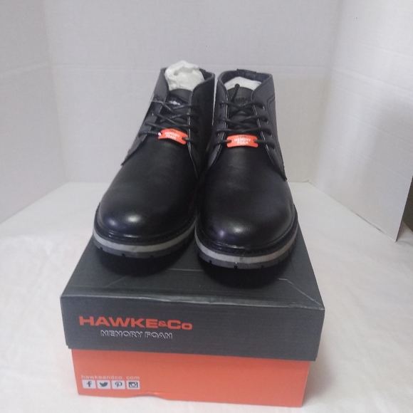 Sold**Hawke & Co Black Fairweather Chukka Boots - Picture 6 of 7